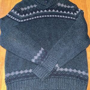 American Eagle Outfitters Gray Crewneck Sweater with Geometric Pattern